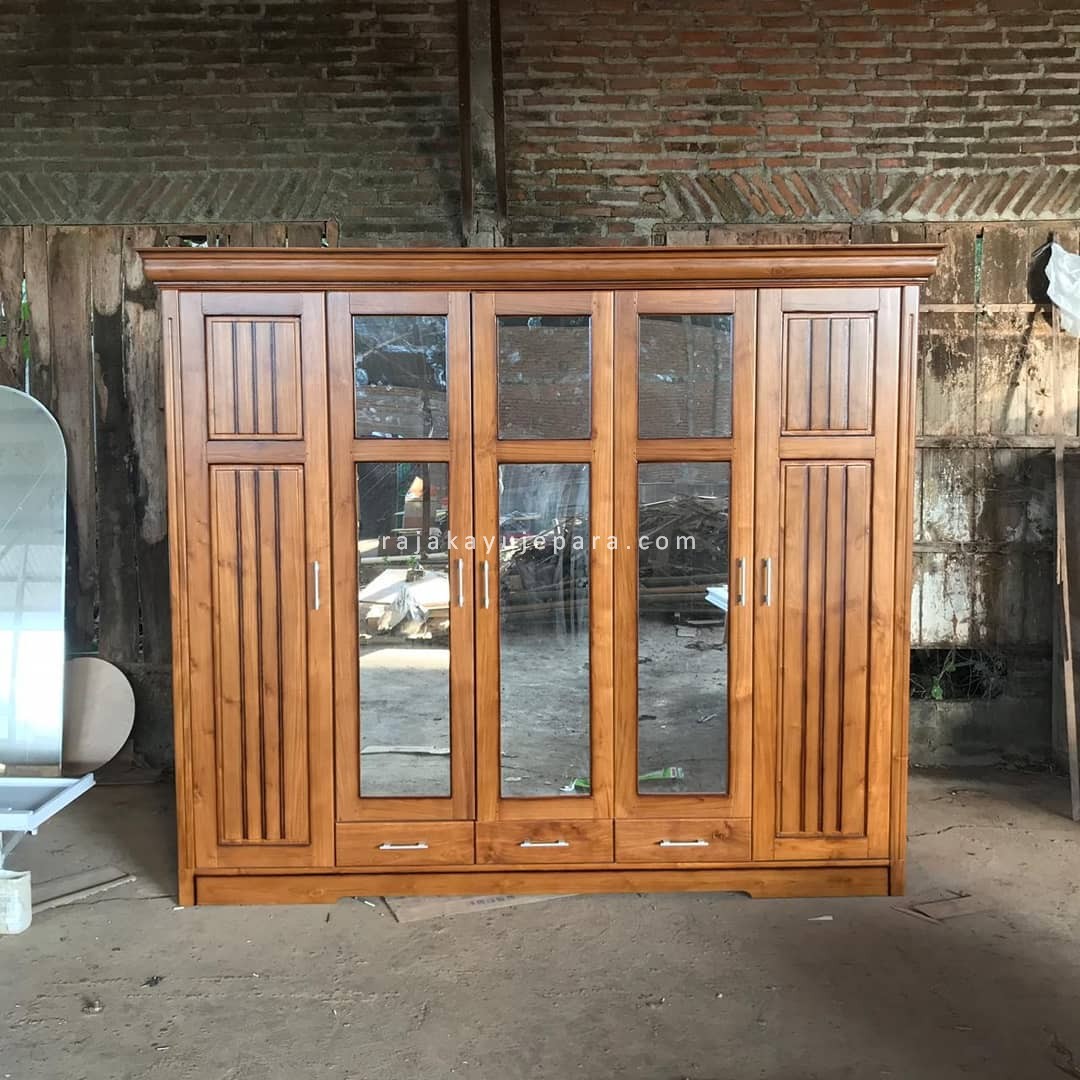 Lemari Pakaian Cermin Pintu 5 Kayu Jati Modern Minimalis RKJ-LMP 05 (1) Lemari Pakaian Cermin Pintu 5 Kayu Jati Modern Minimalis RKJ-LMP 05 - Image 1