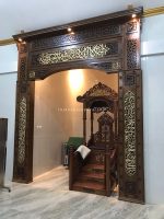 Furniture Masjid Mihrab Masjid Ukiran Kayu Jati Mewah RKJ-FUM 01